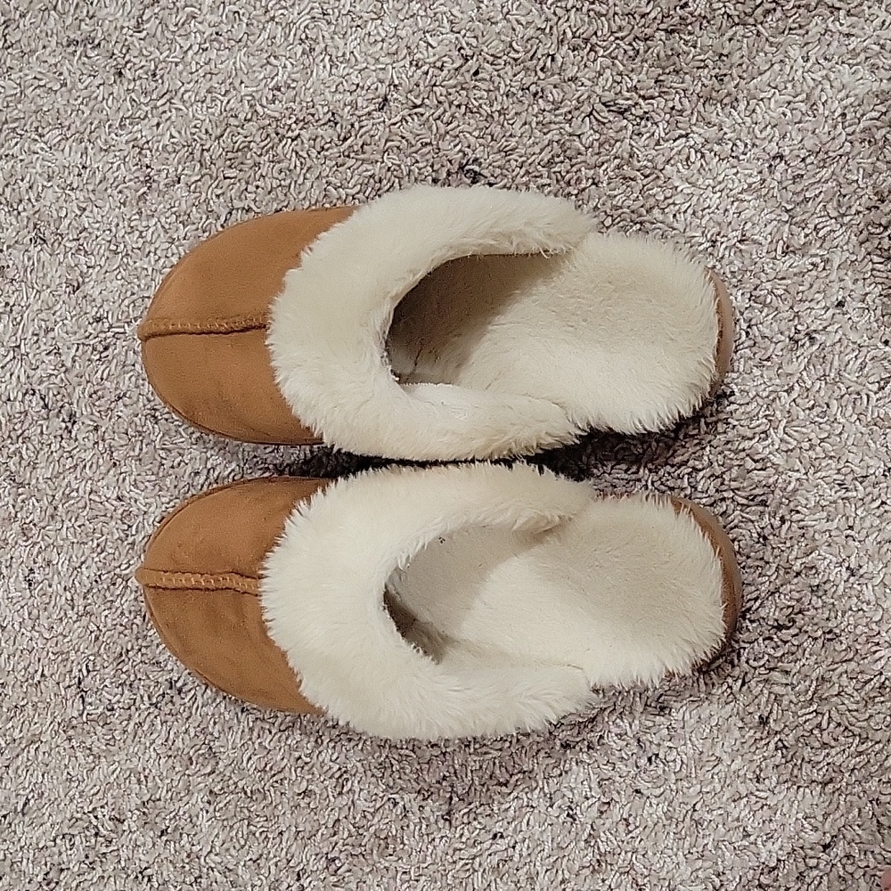 Slipers